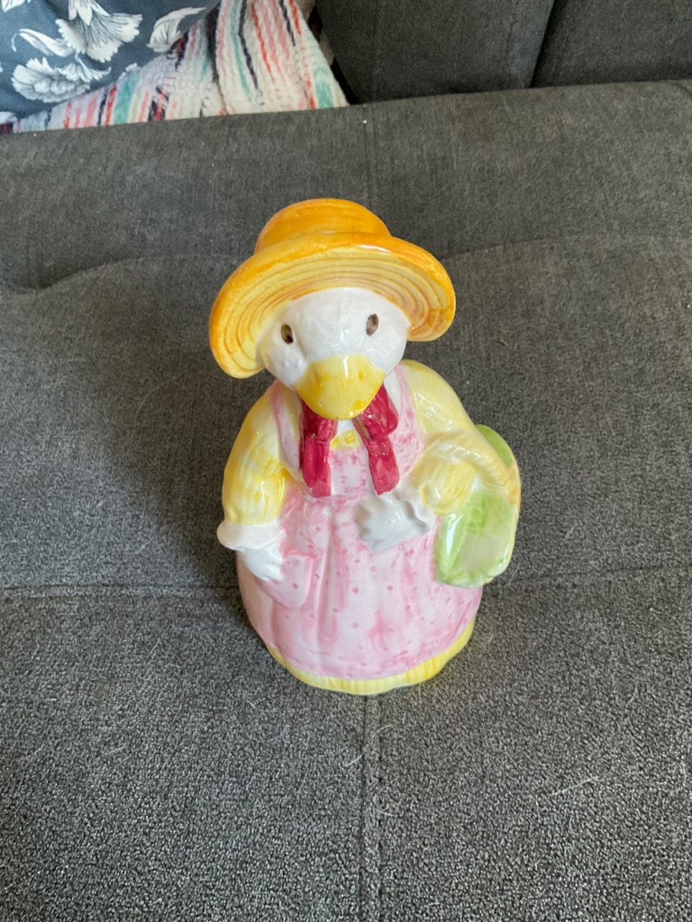 EUC Arnart Imports Mother Goose Wind-Up Musical Statue